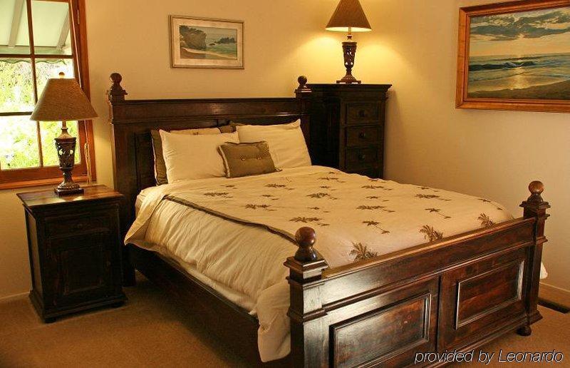 Topanga Canyon Inn Bed And Breakfast Exterior photo