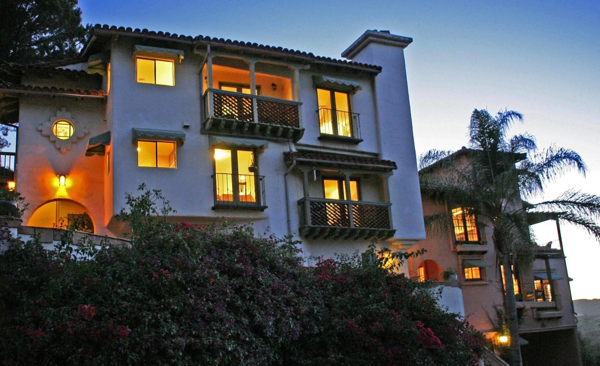 Topanga Canyon Inn Bed And Breakfast Exterior photo