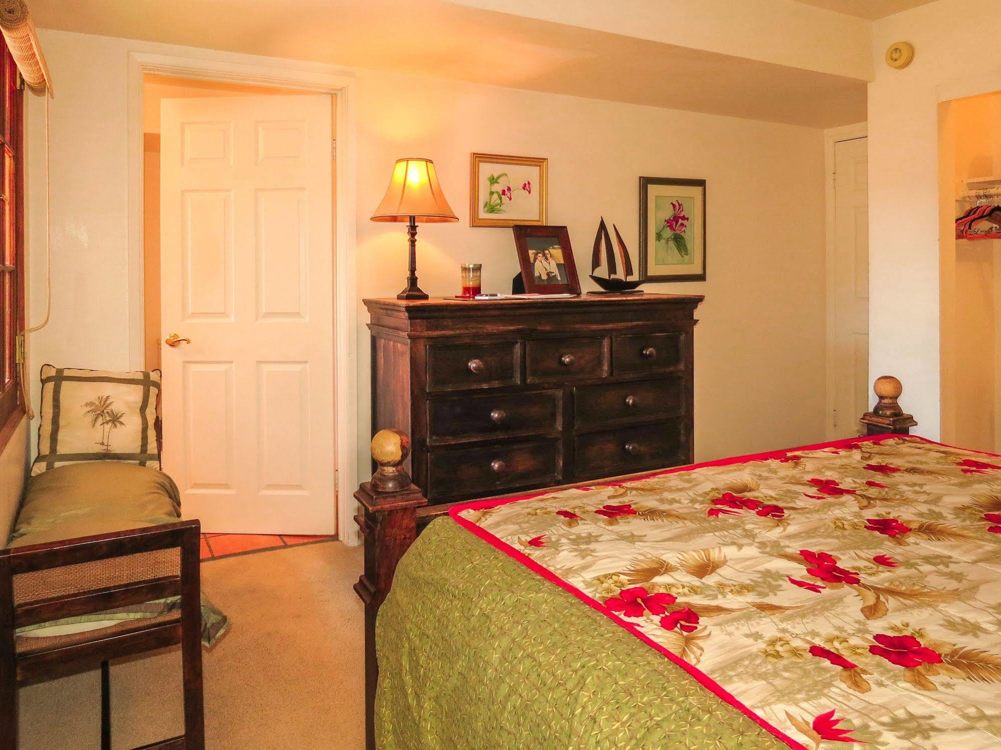 Topanga Canyon Inn Bed And Breakfast Exterior photo